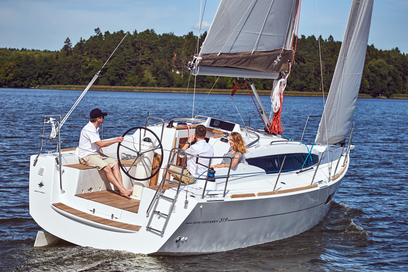 Jeanneau Sun Odyssey 319 (2018&ndash;) Jeanneaun ja Delphian liitto - Ensiesittely - Totalvene.fi