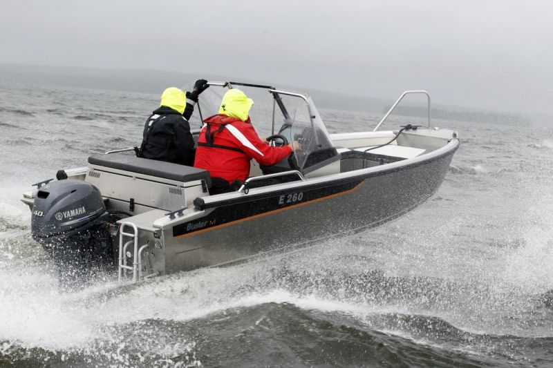 Buster M (2018&ndash;) Perusasioiden pariin - Kokeilu - Totalvene.fi