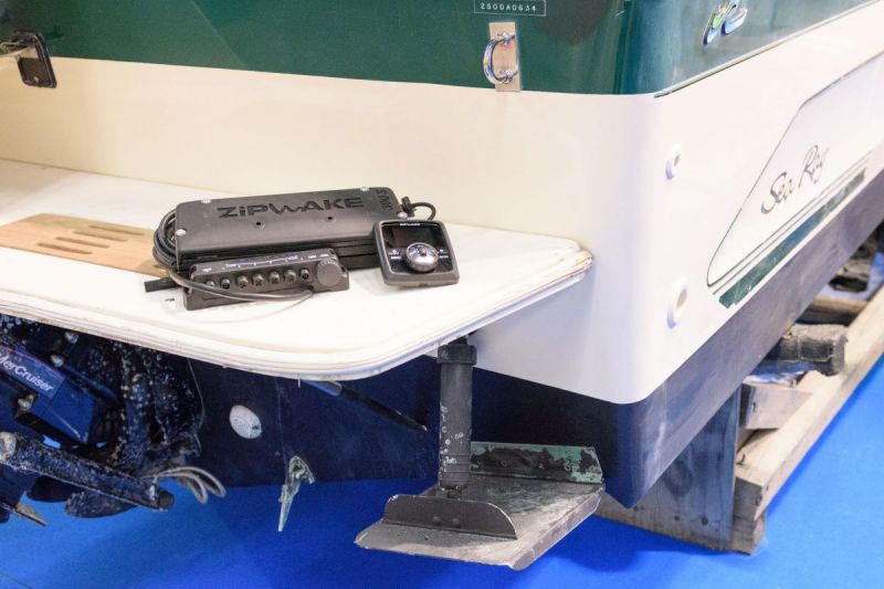 Zipwake-automaattitrimmien asennus Kuskin karkki - Näin se tehdään - Totalvene.fi