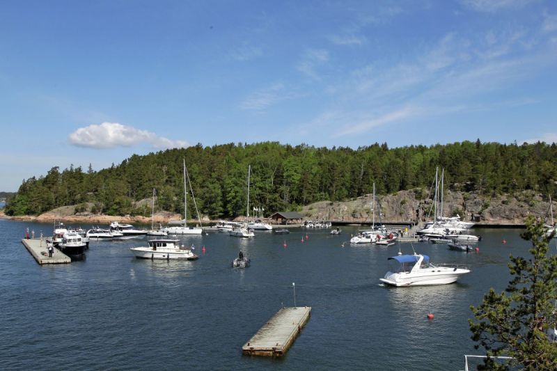 Rantautumisstressi Meneek&ouml; vesill&auml; veneilij&auml;n mieli? - Näin se toimii - Totalvene.fi