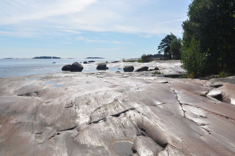 P&auml;&auml;kaupunkiseudun retkeilysaaret It&auml; vastaan l&auml;nsi - Satamat - Totalvene.fi