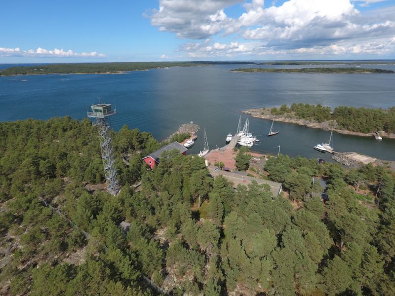Glada Laxen, B&auml;r&ouml;, Ahvenanmaa Gurmeesatama - Satamat - Totalvene.fi