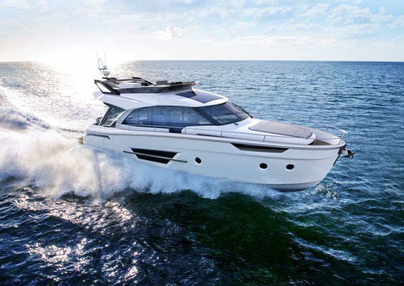 Greenline 45 Fly & 48 Coupe S&auml;hk&ouml;j&auml;nis - Ensiesittely - Totalvene.fi