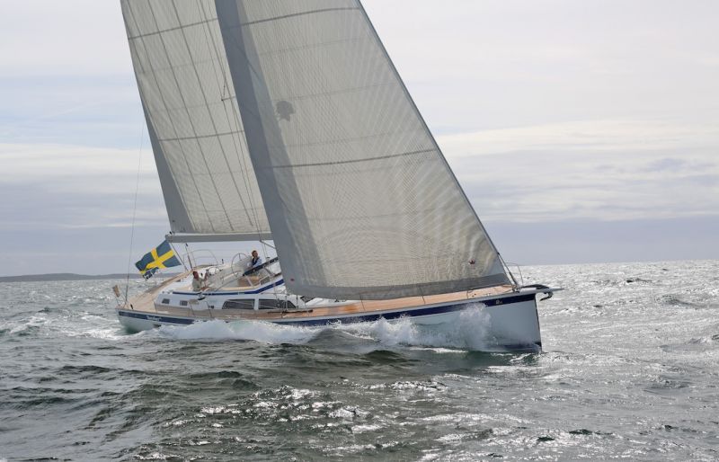 Hallberg-Rassy 57 (2019&ndash;) N&auml;k&ouml;&auml;, kokoa ja tyyli&auml; - Ensiesittely - Totalvene.fi