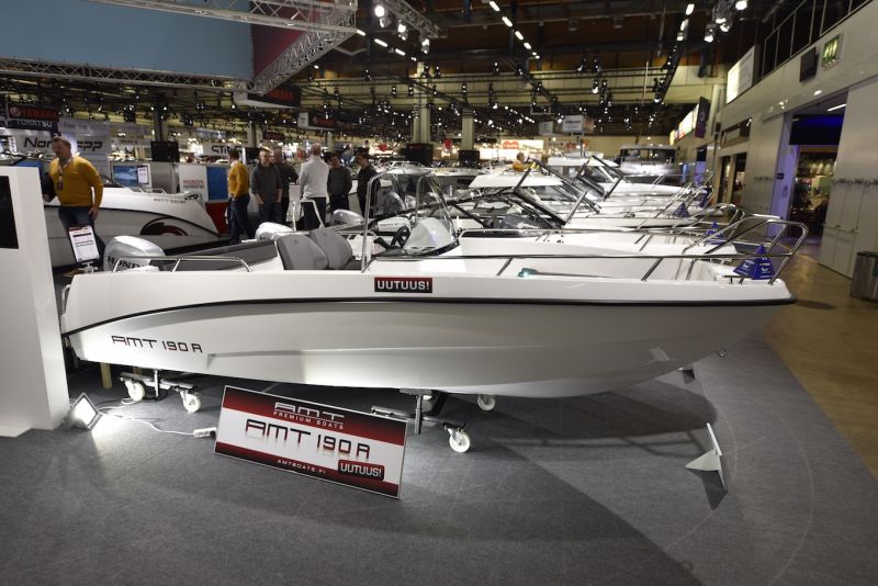 Vene 18 B&aring;t: AMT 190 R Uhanalainen laji - Reportaasi - Totalvene.fi