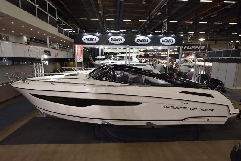 Vene 18 B&aring;t: Askeladden C83 Cruiser TSI Finaalissa, eik&auml; syytt&auml; - Reportaasi - Totalvene.fi