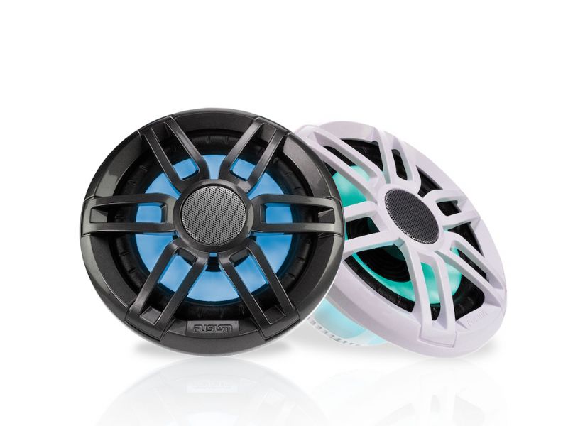 METS 2018: Fusion-kaiuttimet Bassoa, diskanttia ja v&auml;ri&auml; - Reportaasi - Totalvene.fi