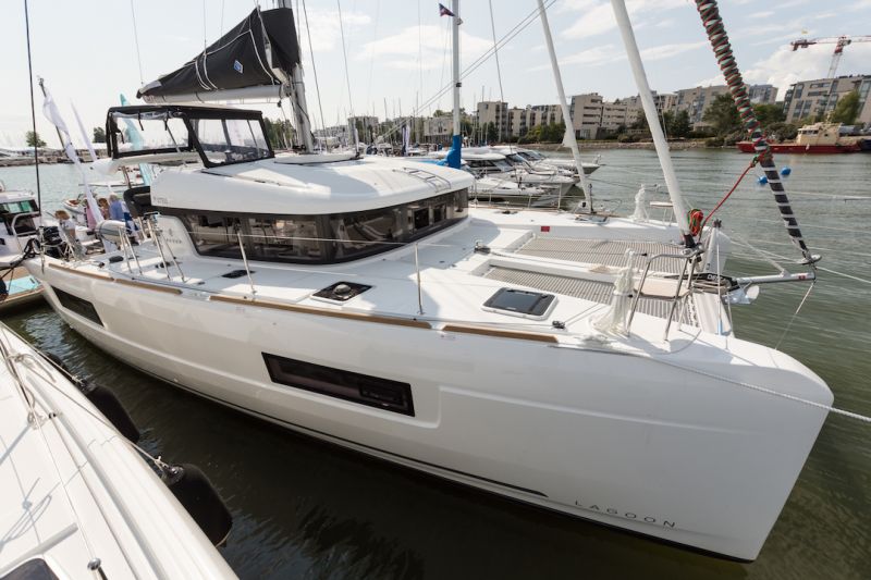 Uiva 2018: Lagoon 40 Tilaa ja n&auml;kyvyytt&auml; - Reportaasi - Totalvene.fi