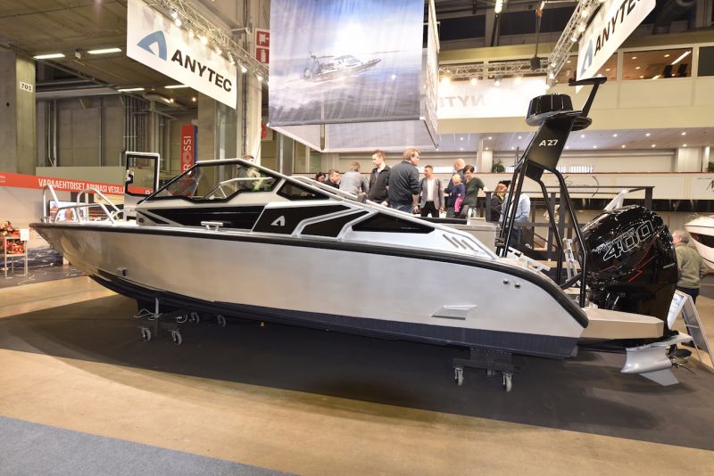 Vene 18 B&aring;t: Messujen avovene Anytec A27 - Reportaasi - Totalvene.fi