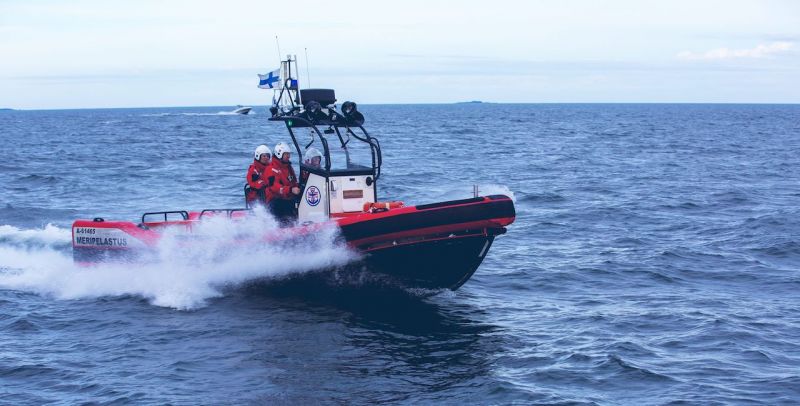 Helteet toi meripelastajille kiireen Teht&auml;vi&auml; pukkaa - Uutinen - Totalvene.fi