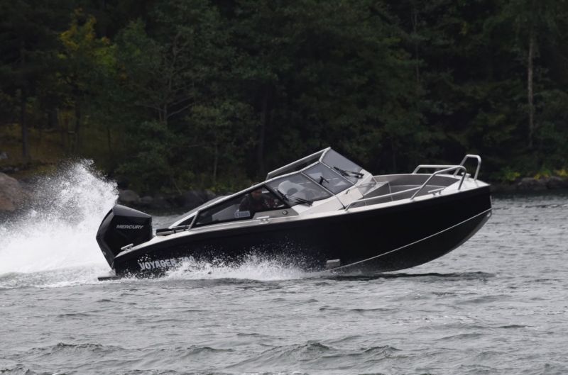 Vboats Voyager 700 Open (2020&ndash;) &ndash; Varteen otettava vaihtoehto id&auml;st&auml; - Kokeilu - Totalvene.fi