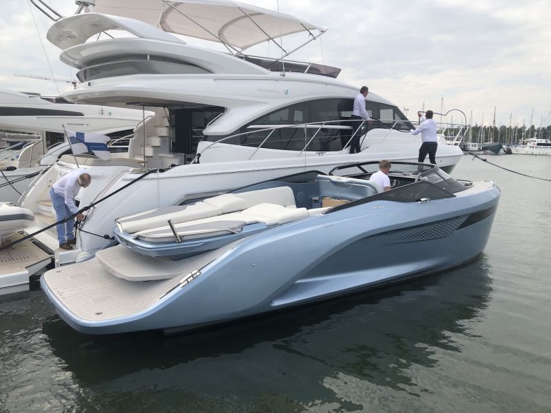 Uiva 2019 Flytande: Messujen suurin, kaunein ja jotain silt&auml; v&auml;lilt&auml; - Reportaasi - Totalvene.fi