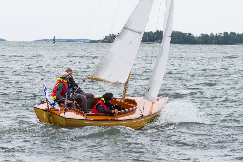 Uiva 2019 Flytande: Joko nyt p&auml;iv&auml;pursien suosio l&auml;htisi nousuun? Ainakaan se ei ole en&auml;&auml; veneest&auml; kiinni - Reportaasi - Totalvene.fi
