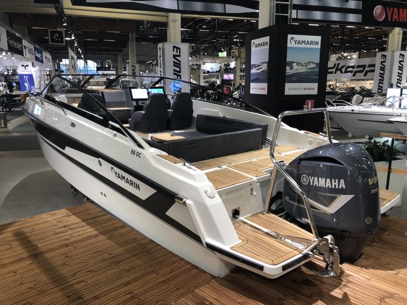 Vene 19 B&aring;t: Yamarin Isoa, pient&auml; ja silt&auml; v&auml;lilt&auml; - Reportaasi - Totalvene.fi