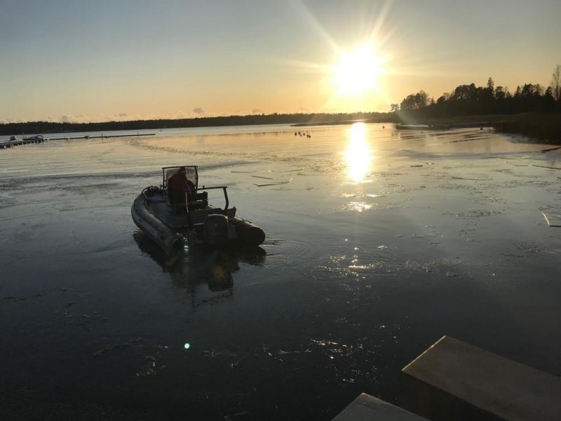 Rauhallista Joulua - Satamat - Totalvene.fi