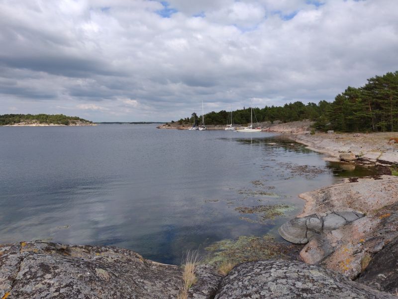 Konungssk&auml;r ja Birssk&auml;r, Korppoo &ndash; Marskin maja ja lampaat is&auml;nt&auml;n&auml; - Satamat - Totalvene.fi