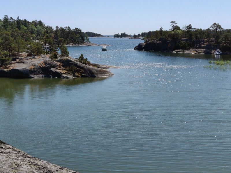Modermagan E, Raasepori &ndash; &Auml;idin kohdun suojassa - Satamat - Totalvene.fi