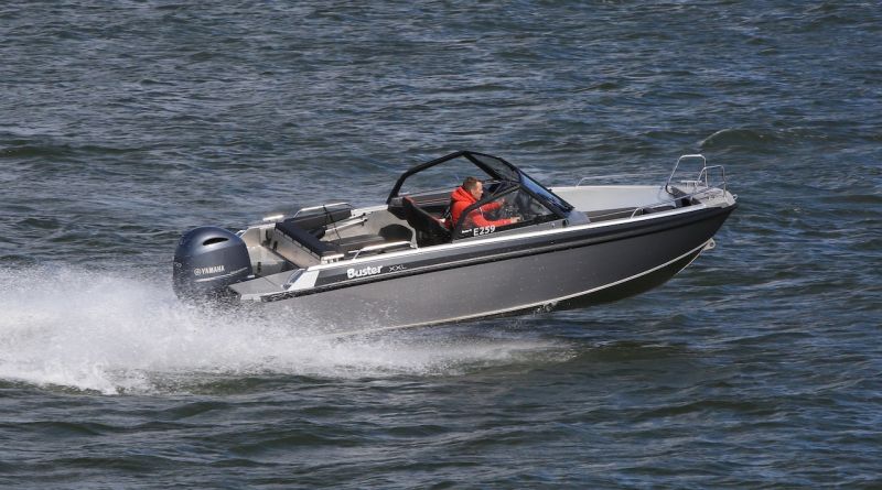 Buster XL ja XXL (2020&ndash;) Uudet XL ja XXL ovat kuin identtiset pikku-Magnumit - Testi - Totalvene.fi