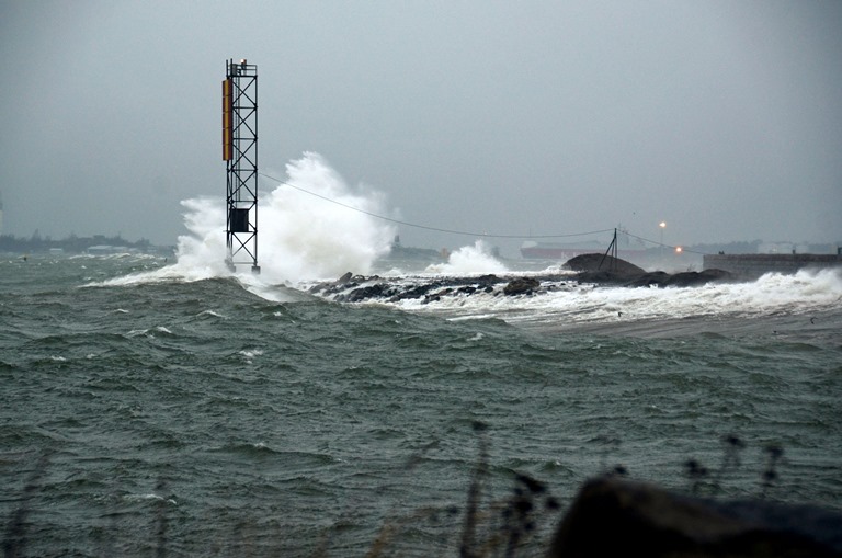 Viikonlopun pahin myrskyuhka n&auml;ytt&auml;&auml; v&auml;istyv&auml;n Suomenlahdella syyt&auml; varovaisuuteen - Uutinen - Totalvene.fi