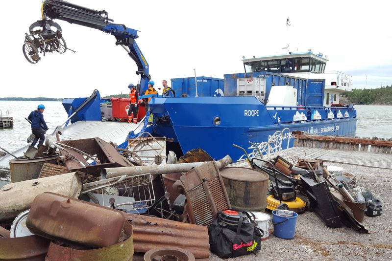 Tutustu M/S Roopen toimintaan:  Pid&auml; Saaristo Siistin&auml; ry j&auml;rjest&auml;&auml; kelluvan n&auml;yttelyn - Uutinen - Totalvene.fi