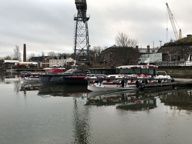 Axopar 37 ja Brabus Shadow 900  &ndash; Uutuuslanseeraus ja koeajot tutuissa maisemissa - Uutinen - Totalvene.fi