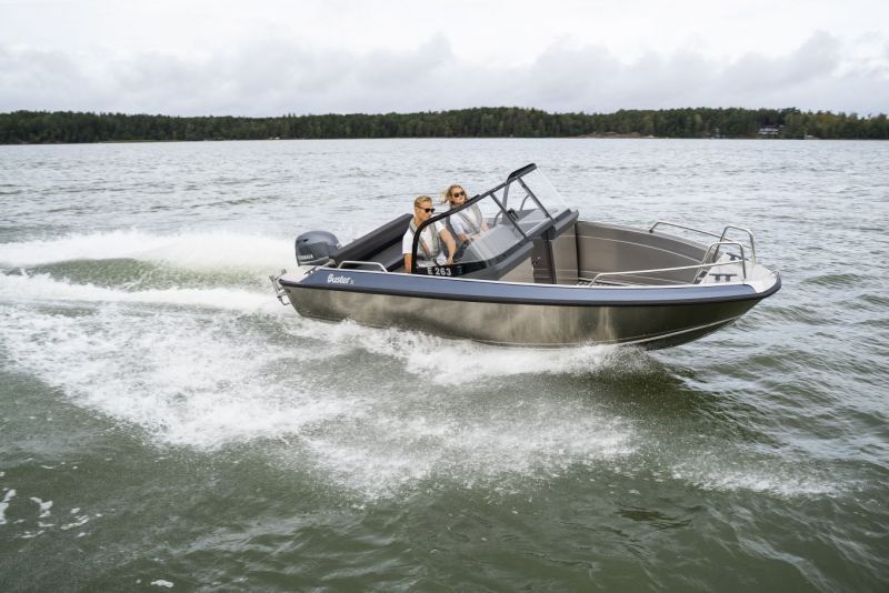 Buster X (2021&ndash;) &ndash; Isompien malliin - Ensiesittely - Totalvene.fi