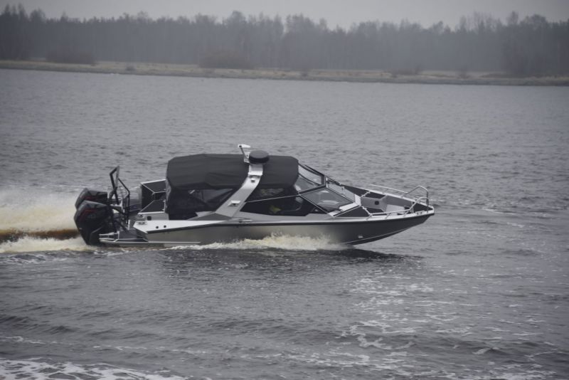 Anytec A30 (2019&ndash;) Muskeleita ilman kompromisseja - Kokeilu - Totalvene.fi