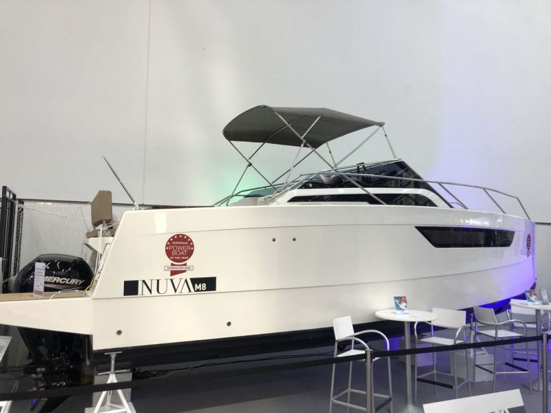 Boot 2020 D&uuml;sseldorf: Nuva M8 Espanjalaista eleganssia - Reportaasi - Totalvene.fi