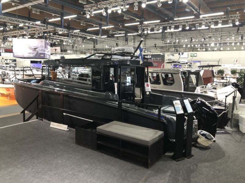 Vene 20 B&aring;t: XO 260 Cabin &ndash; Yhteysveneiden aatelia - Reportaasi - Totalvene.fi