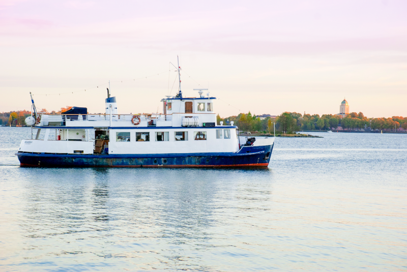 Poikkeuksellinen kes&auml; vaatii poikkeukselliset tapahtumat: Kelluvat festarit - Uutinen - Totalvene.fi