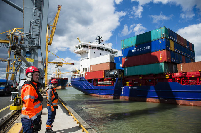 Vuosaaren meriv&auml;yl&auml;n ja satama-altaan syvent&auml;minen k&auml;ynnistyy kes&auml;kuussa &ndash; Hankkeen toteutusta esitell&auml;&auml;n virtuaalisessa yleis&ouml;tilaisuudessa t&auml;n&auml;&auml;n klo 17&ndash;18 - Uutinen - Totalvene.fi