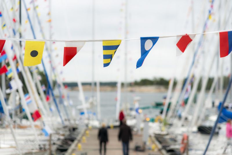 Katanp&auml;&auml;ss&auml; taiden&auml;yttely koko kes&auml;n &ndash; Esill&auml; Heta Ravolainen-Rinteen ja Merja Siekkisen taidetta - Uutinen - Totalvene.fi