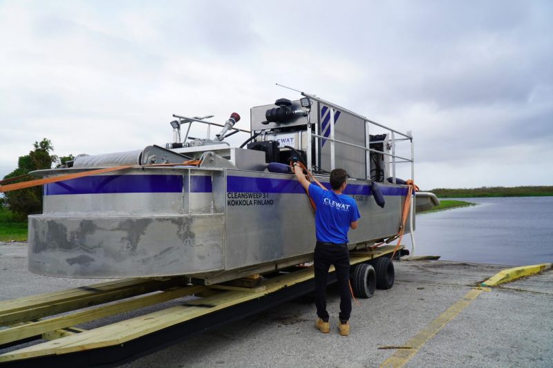 Uusia ratkaisuja muoviroskaa vastaan &ndash; Aurajoessa kokeillaan uudenlaista roskienker&auml;ysalusta - Uutinen - Totalvene.fi
