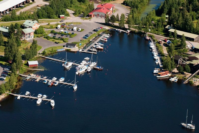 Vuoden vierassatama -&auml;&auml;nestys on alkanut &ndash; &Auml;&auml;nestys on k&auml;ynniss&auml; syyskuun loppuun  - Satamat - Totalvene.fi