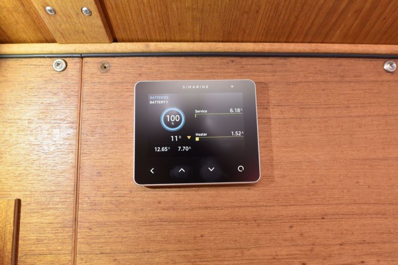 Simarine Pico Blue &ndash; &Auml;lyk&auml;st&auml; akku- ja tankkikapasiteetin valvontaa - Näin se tehdään - Totalvene.fi