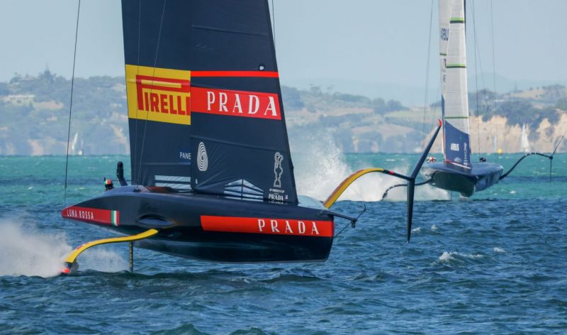 36th America&rsquo;s Cup / Prada Cup semifinaalit &ndash; Italialaiset jyr&auml;siv&auml;t ensimm&auml;isen&auml; p&auml;iv&auml;n&auml; - Uutinen - Totalvene.fi