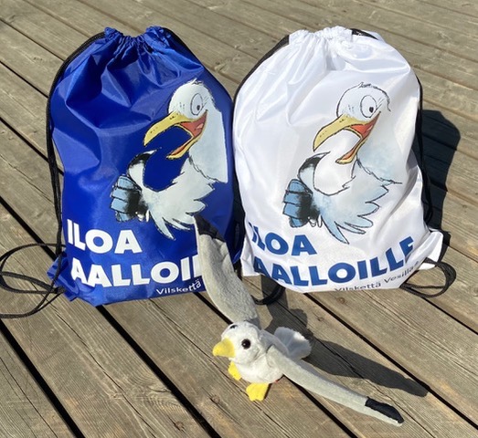 Iloa aalloille uusilla korttipeleill&auml; &ndash; Uudet pelit opettavat veneily&auml; - Uutinen - Totalvene.fi