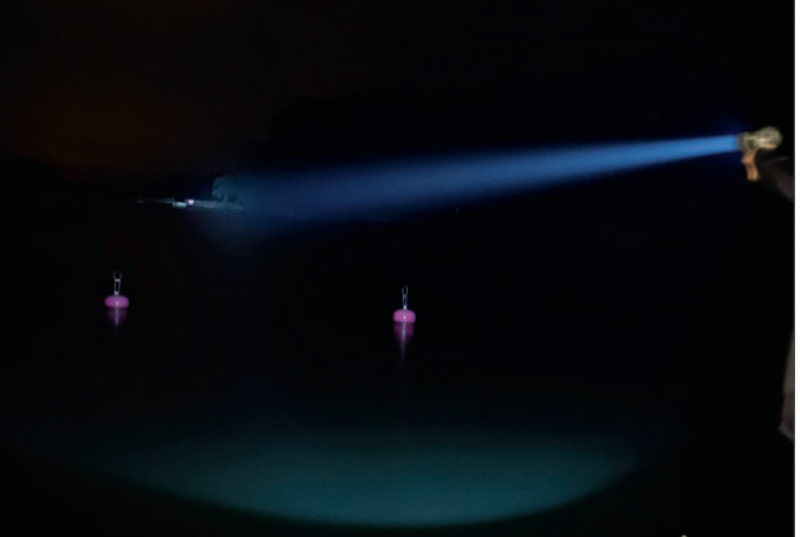 Ajovalot katosivat kesken ajon &ndash; 15 metrinen vene pime&auml;ss&auml; karille Savonlinnassa  - Uutinen - Totalvene.fi