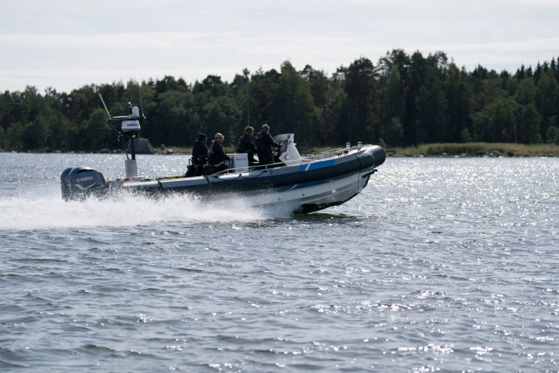 Matkavene karille Loviisassa - pohjavuoto, veneess&auml; nelj&auml; matkustajaa - Uutinen - Totalvene.fi