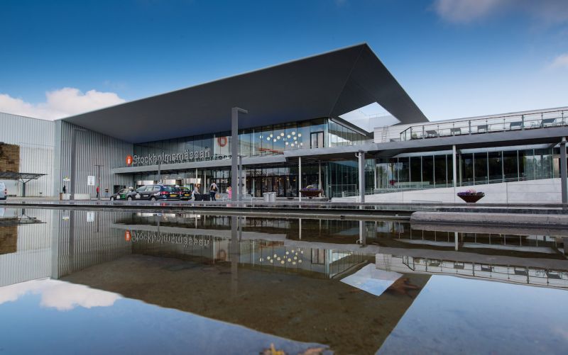 Veneiden tilalle pelikentti&auml; &ndash; Tukholman messukeskus muuttuu padelareenaksi - Uutinen - Totalvene.fi