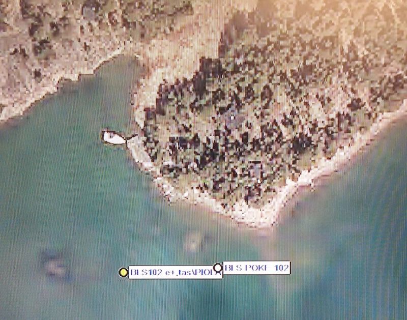 Parainen, H&auml;plot 8-metrinen moottorivene karille - Uutinen - Totalvene.fi