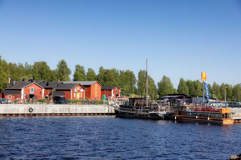 Kehitt&auml;mishankkeesta vipuapua haaveille &ndash; Per&auml;meren saaristosta halutaan nyt kest&auml;v&auml;n matkailun kes&auml;kohde  - Uutinen - Totalvene.fi