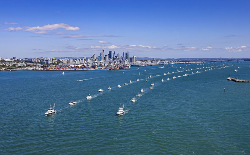 Rivierojen paraati &ndash; Moottoriveneparaati kannusti omiaan - Uutinen - Totalvene.fi