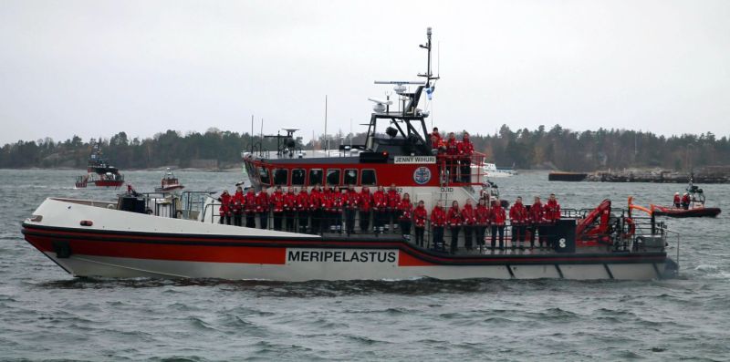 Pelastusalusten paraati pyh&auml;inp&auml;iv&auml;n&auml; &ndash; Vapaaehtoiset meripelastajat muistavat merell&auml; menehtyneit&auml; - Uutinen - Totalvene.fi