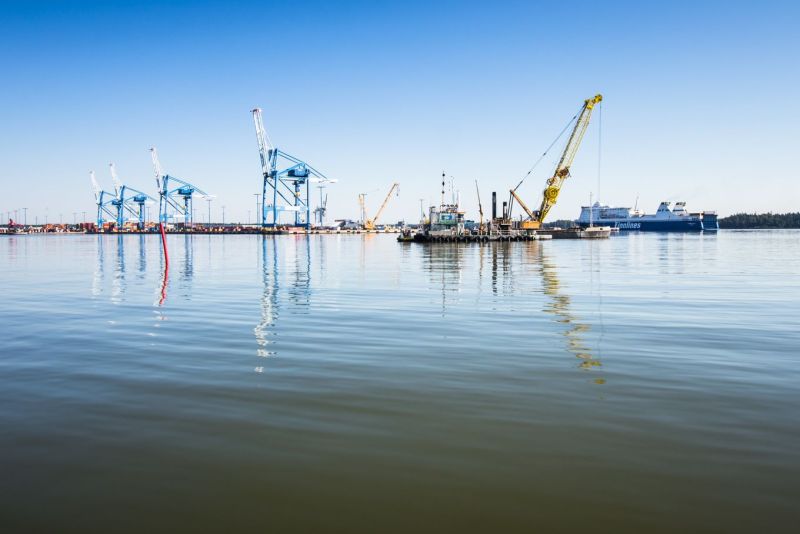 Vuosaaren meriv&auml;yl&auml;n ja satama-altaan syvent&auml;misty&ouml;t valmistuivat &ndash; Hanke valmistui aikataulussa ja alitti budjetin - Uutinen - Totalvene.fi