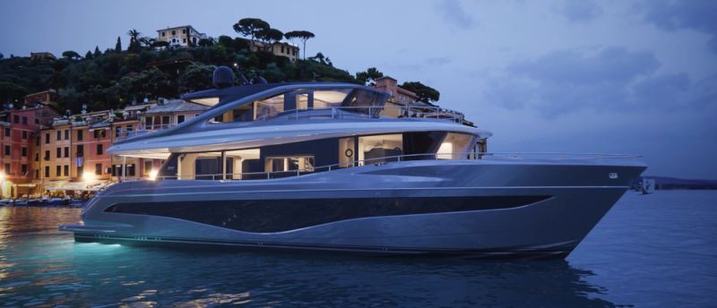 Princess X80 (2022&ndash;) &ndash; Pienempi superfly - Video - Totalvene.fi