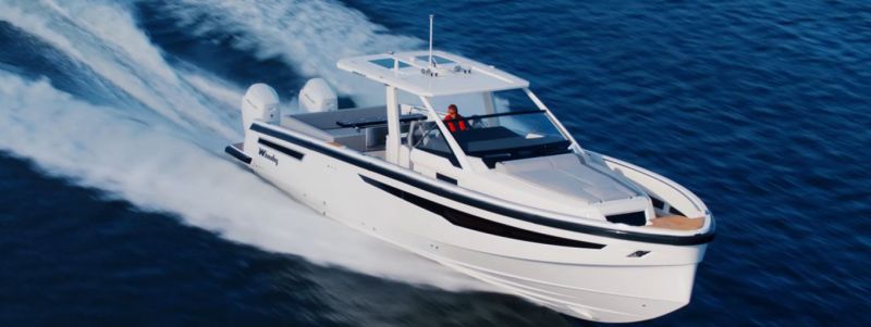 Windy SR44 SX (2022&ndash;) &ndash; Mahtivene mahtimoottoreilla - Video - Totalvene.fi