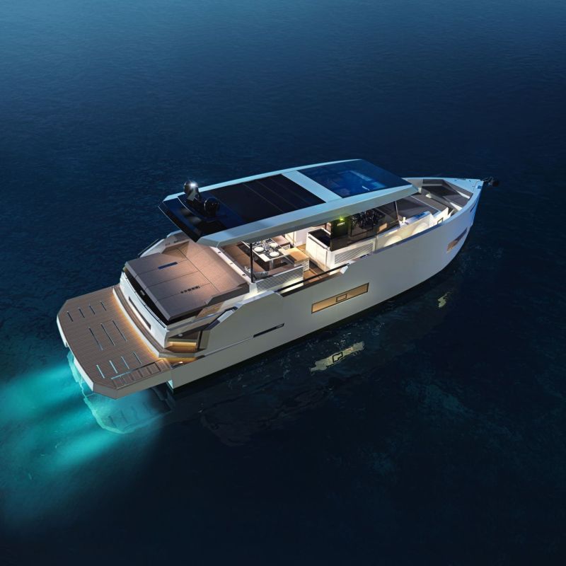 De Antonio 50 Coupe (2023&ndash;) &ndash; Kirveell&auml; veistettyjen k&auml;rke&auml; - Ensiesittely - Totalvene.fi