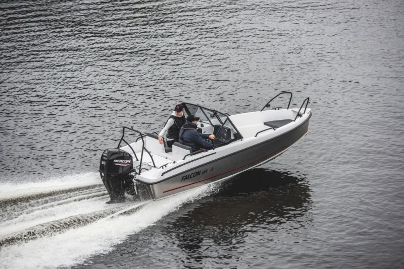 Falcon BRs 4 (2022&ndash;) &ndash; N&auml;pp&auml;r&auml; uutuus suosikkikokoluokkaan - Ensiesittely - Totalvene.fi