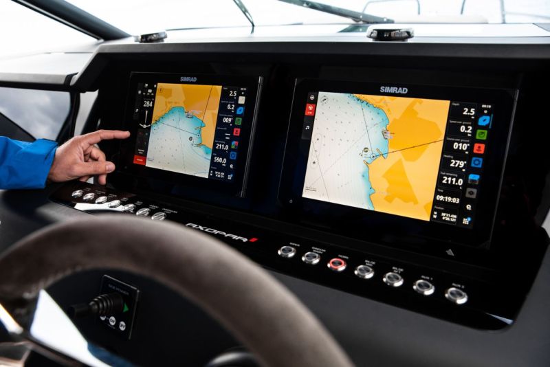 Simrad NSX (2022&ndash;) &ndash; Vakuuttava uutuus - Ensiesittely - Totalvene.fi